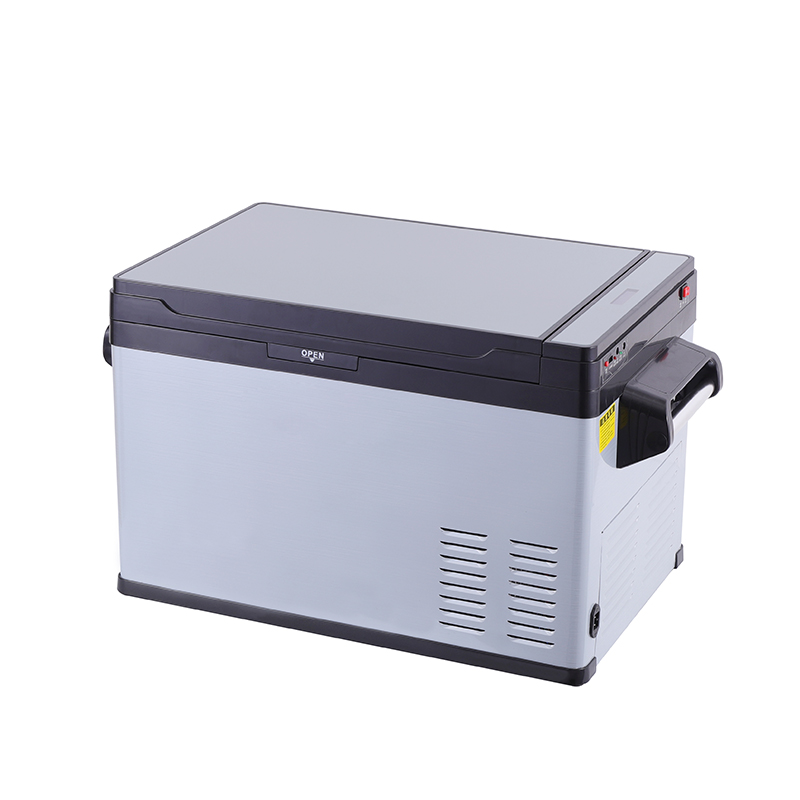 Refrigerador de coche recargable